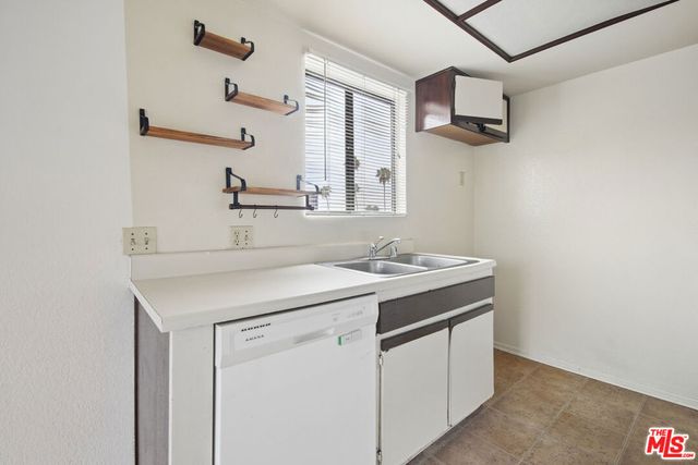 1519 N Martel Avenue 202, Los Angeles, CA 90046