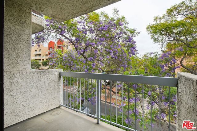 1519 N Martel Avenue 202, Los Angeles, CA 90046