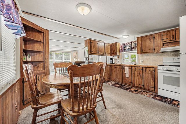 15827 Algoma Avenue NE, Cedar Springs, MI 49319
