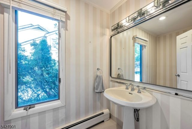 400 Bromley Pl 4003, Wyckoff Twp., NJ 07481
