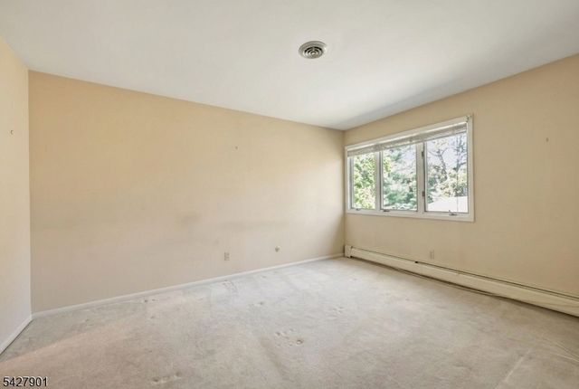 400 Bromley Pl 4003, Wyckoff Twp., NJ 07481