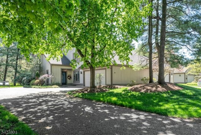 400 Bromley Pl 4003, Wyckoff Twp., NJ 07481