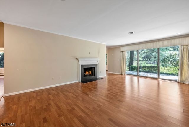 400 Bromley Pl 4003, Wyckoff Twp., NJ 07481