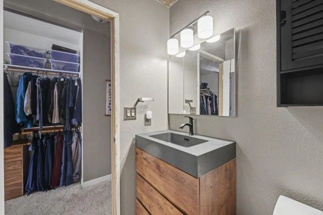 8507 Rosada Way, El Cajon, CA 92021