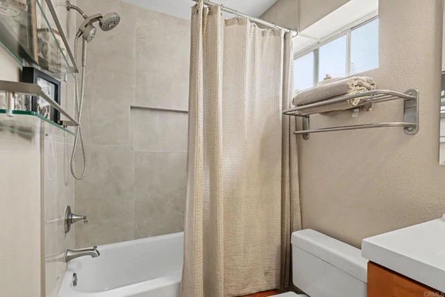 8507 Rosada Way, El Cajon, CA 92021