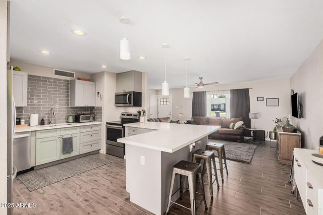 434 E CARSON Drive, Tempe, AZ 85282