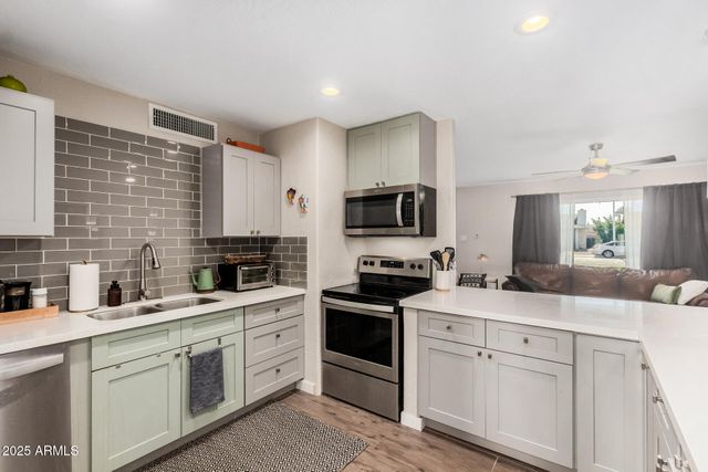 434 E CARSON Drive, Tempe, AZ 85282