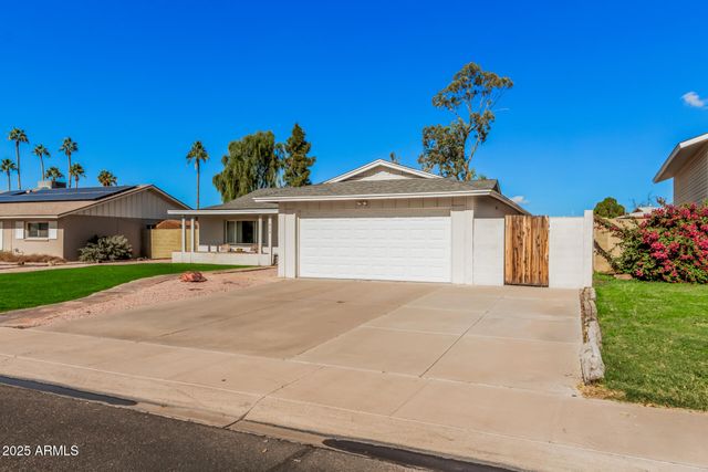 434 E CARSON Drive, Tempe, AZ 85282