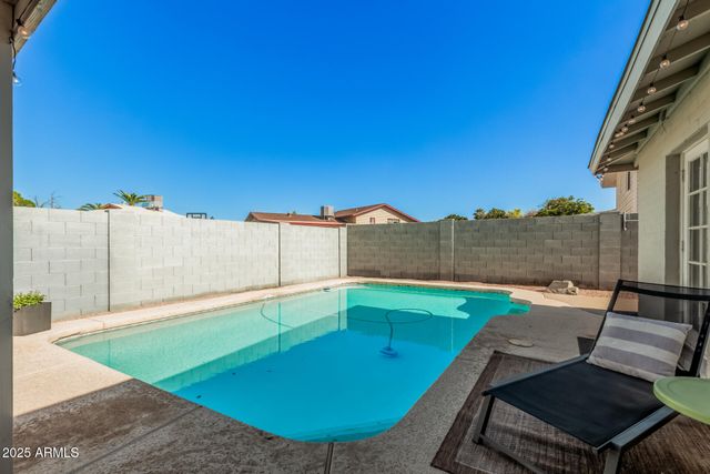 434 E CARSON Drive, Tempe, AZ 85282