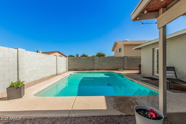 434 E CARSON Drive, Tempe, AZ 85282