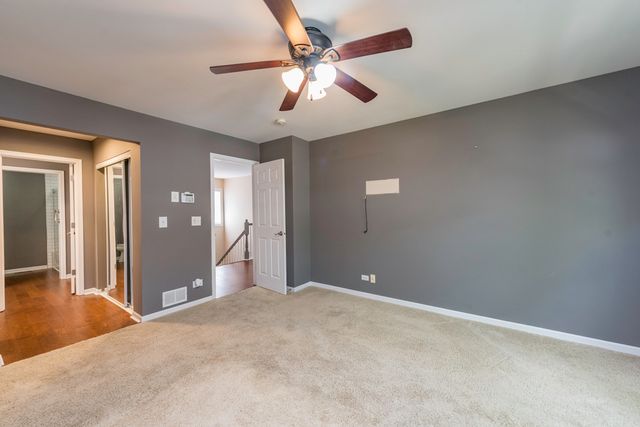 2896 Falling Waters Lane, Lindenhurst, IL 60046