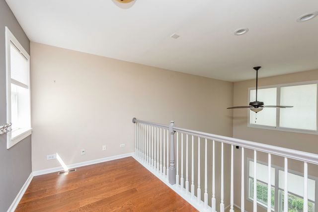 2896 Falling Waters Lane, Lindenhurst, IL 60046