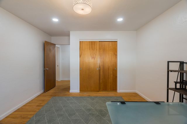 630 Sierra Drive SE, Albuquerque, NM 87108