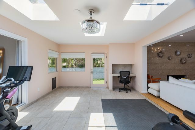 630 Sierra Drive SE, Albuquerque, NM 87108