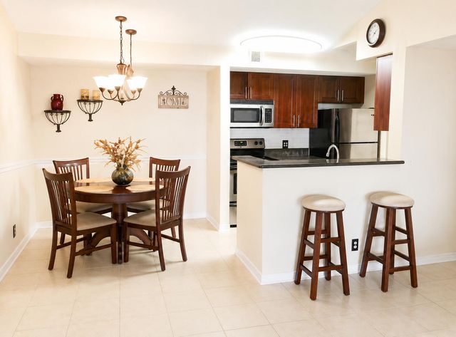 2986 S UNIVERSITY Drive 8203, Davie, FL 33328