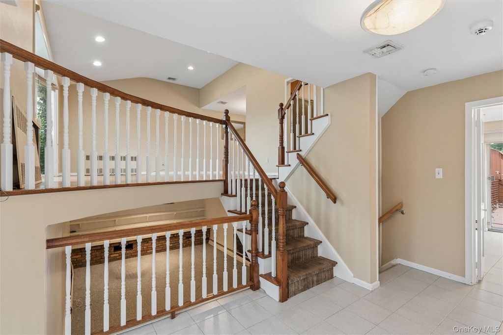 1939 Leonard Lane, Merrick, NY 11566 — photo 3