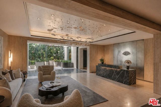 9200 Wilshire Blvd 506W, Beverly Hills, CA 90212