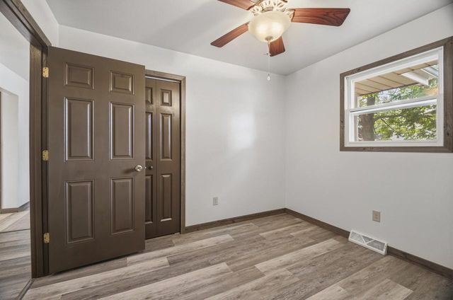 1712 McKinley STREET, New Holstein, WI 53061