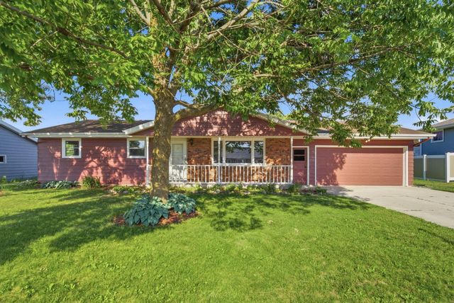 1712 McKinley STREET, New Holstein, WI 53061