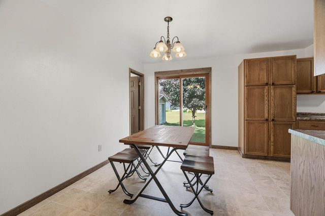 1712 McKinley STREET, New Holstein, WI 53061