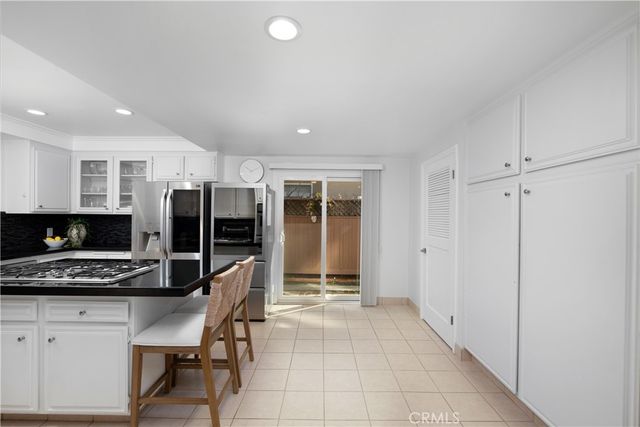 3611 Grayburn Road, Pasadena, CA 91107