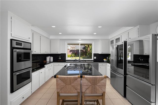 3611 Grayburn Road, Pasadena, CA 91107