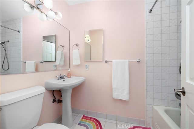 3611 Grayburn Road, Pasadena, CA 91107