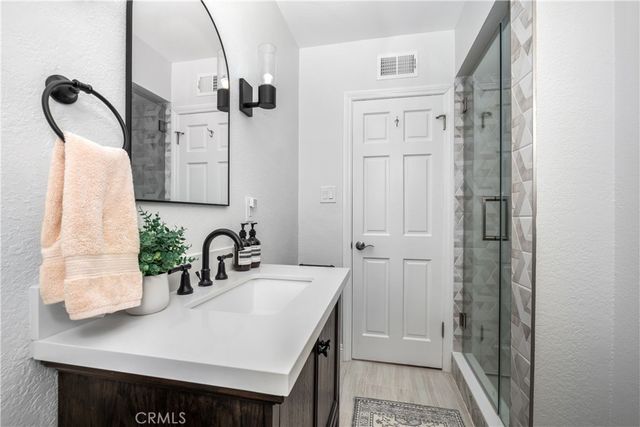 3611 Grayburn Road, Pasadena, CA 91107