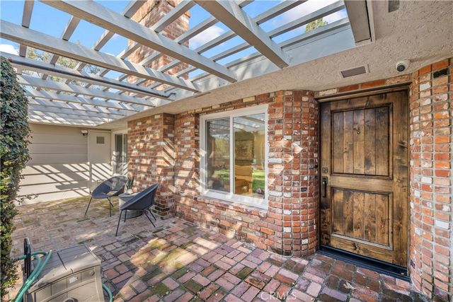 3611 Grayburn Road, Pasadena, CA 91107