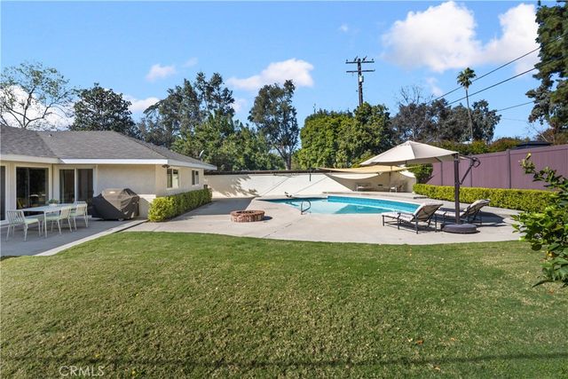 3611 Grayburn Road, Pasadena, CA 91107