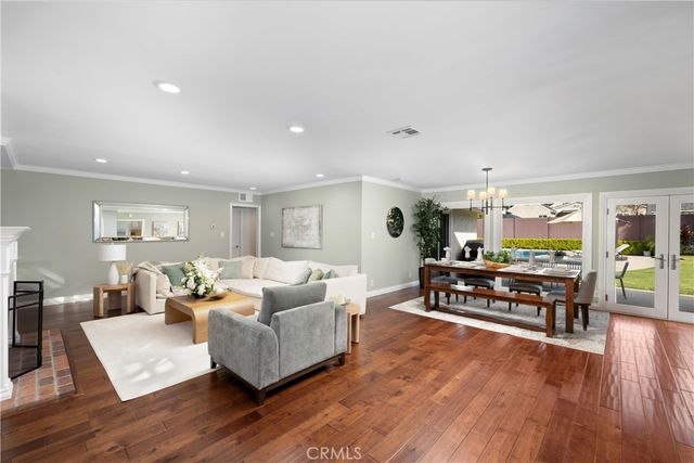 3611 Grayburn Road, Pasadena, CA 91107