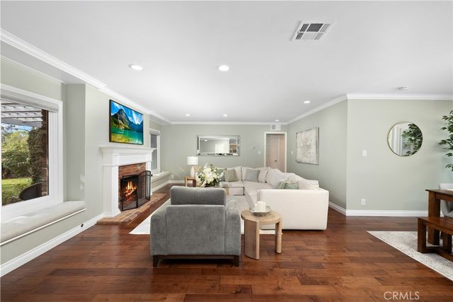 3611 Grayburn Road, Pasadena, CA 91107