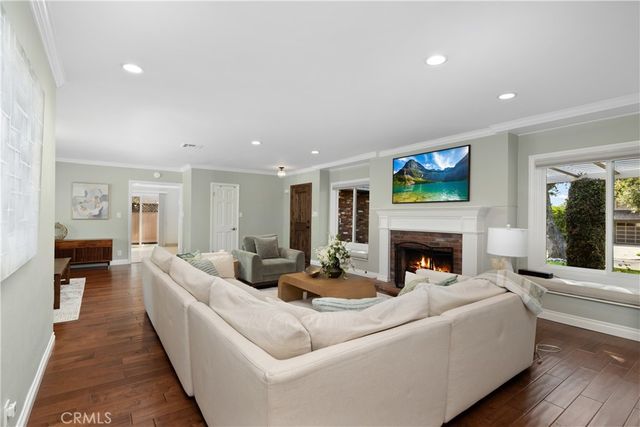 3611 Grayburn Road, Pasadena, CA 91107