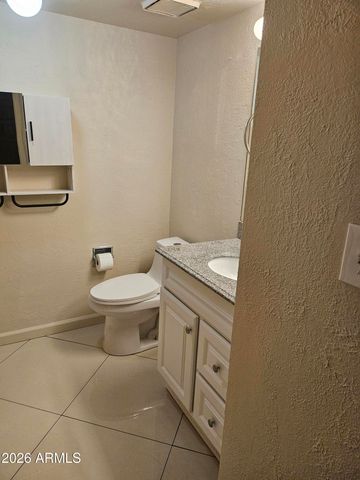8202 N 21ST Drive B102, Phoenix, AZ 85021