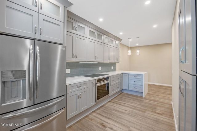 5530 Spanish Oak Lane F, Oak Park, CA 91377