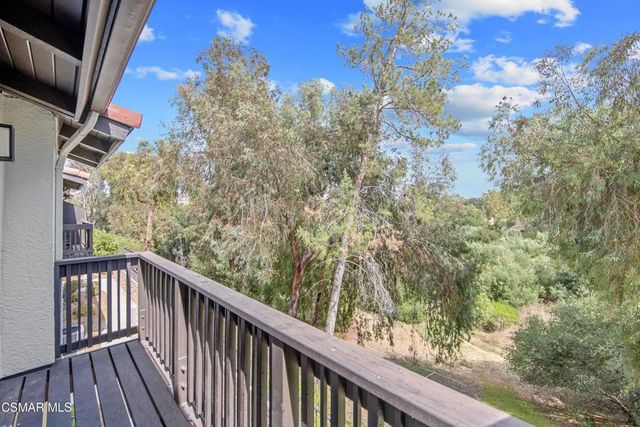 5530 Spanish Oak Lane F, Oak Park, CA 91377