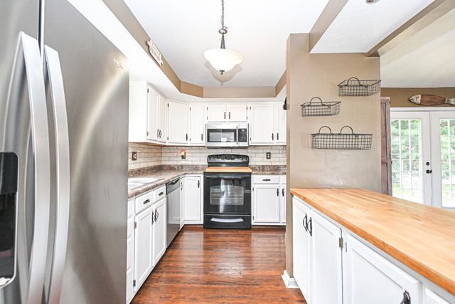 7357 Ironwood Way, Burlington, KY 41005