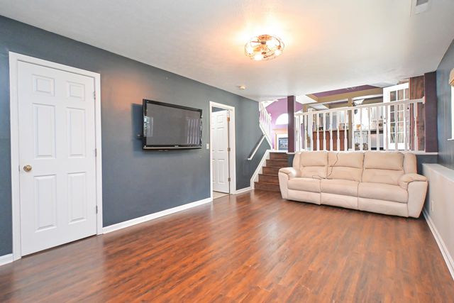 7357 Ironwood Way, Burlington, KY 41005