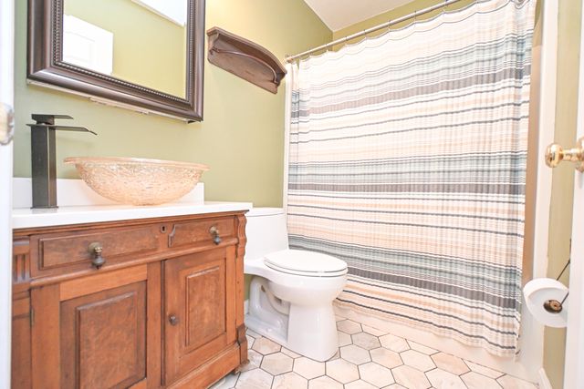 7357 Ironwood Way, Burlington, KY 41005