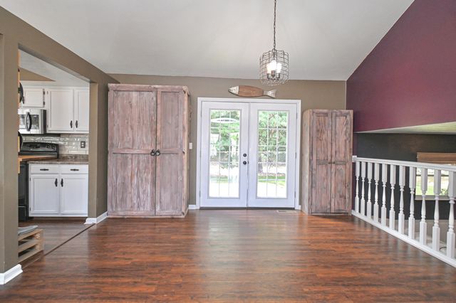 7357 Ironwood Way, Burlington, KY 41005