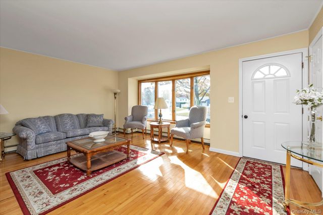 3 Gardenia Drive, Commack, NY 11725