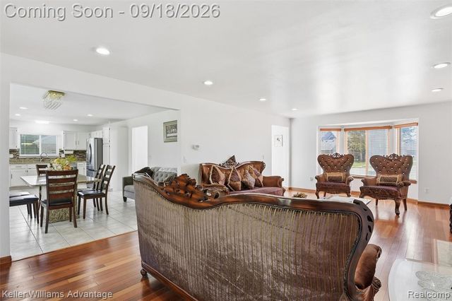 21019 Birchwood Lane, Macomb, MI 48044