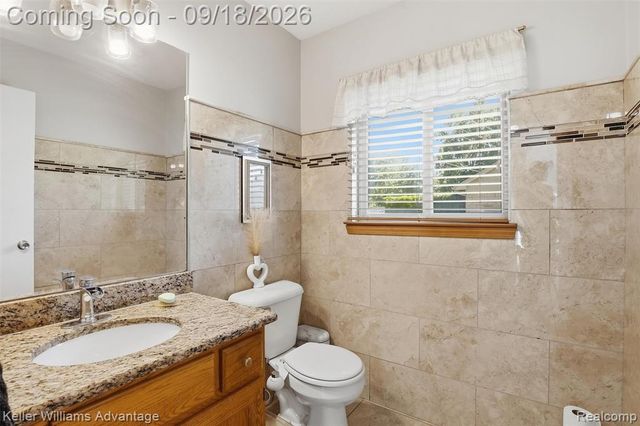 21019 Birchwood Lane, Macomb, MI 48044