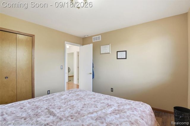 21019 Birchwood Lane, Macomb, MI 48044