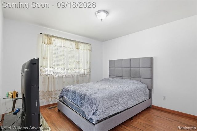 21019 Birchwood Lane, Macomb, MI 48044