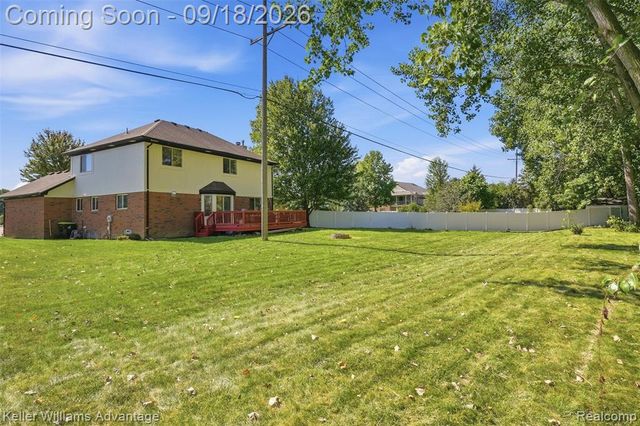 21019 Birchwood Lane, Macomb, MI 48044