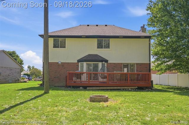 21019 Birchwood Lane, Macomb, MI 48044