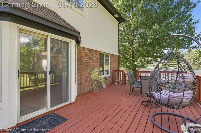 21019 Birchwood Lane, Macomb, MI 48044