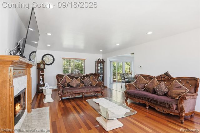 21019 Birchwood Lane, Macomb, MI 48044