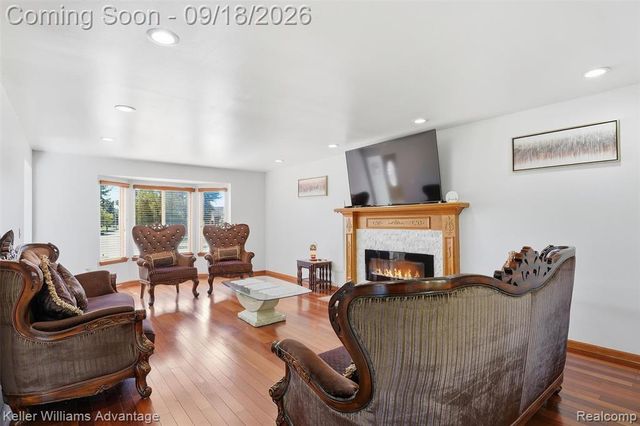 21019 Birchwood Lane, Macomb, MI 48044